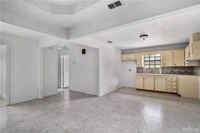 101 Armstrong Street, Donna, TX 78537