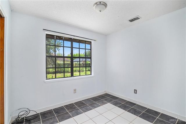 101 Armstrong Street, Donna, TX 78537