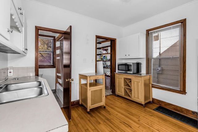 3304 Lyndale Avenue S, Minneapolis, MN 55408