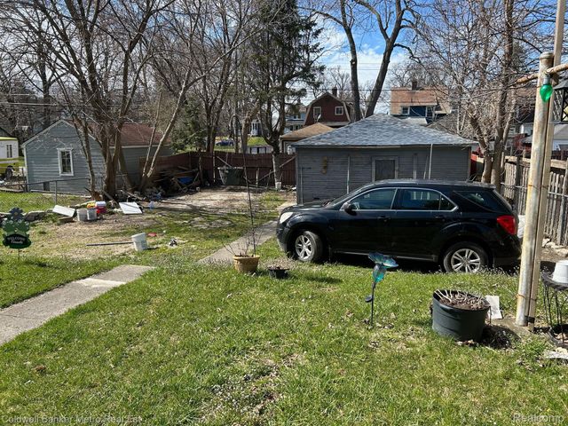 669 N PERRY Street, Pontiac, MI 48342