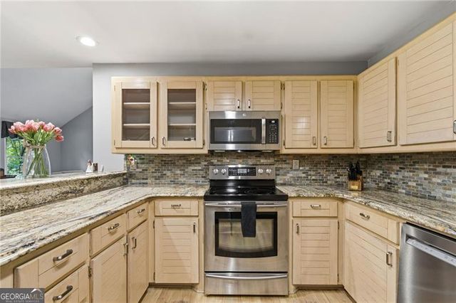 5855 Wills Lake Road, Cumming, GA 30040