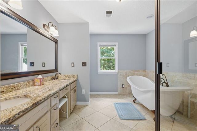 5855 Wills Lake Road, Cumming, GA 30040