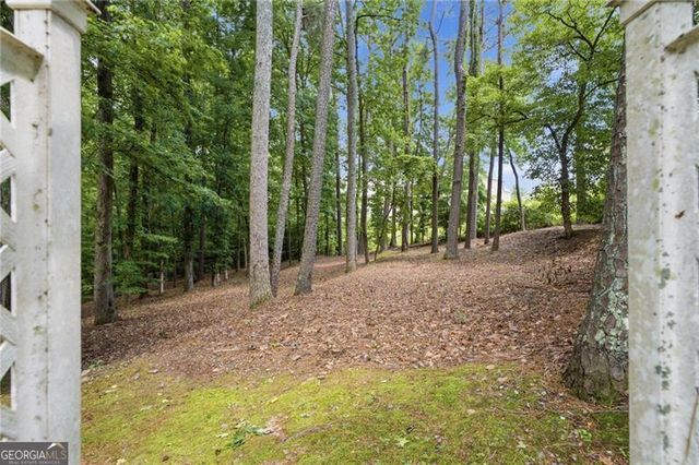 5855 Wills Lake Road, Cumming, GA 30040