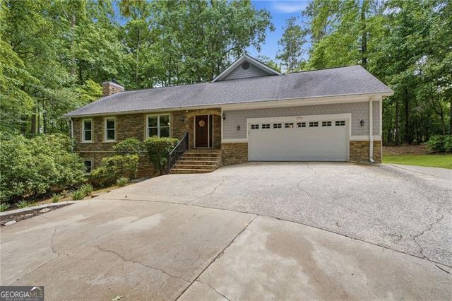 5855 Wills Lake Road, Cumming, GA 30040
