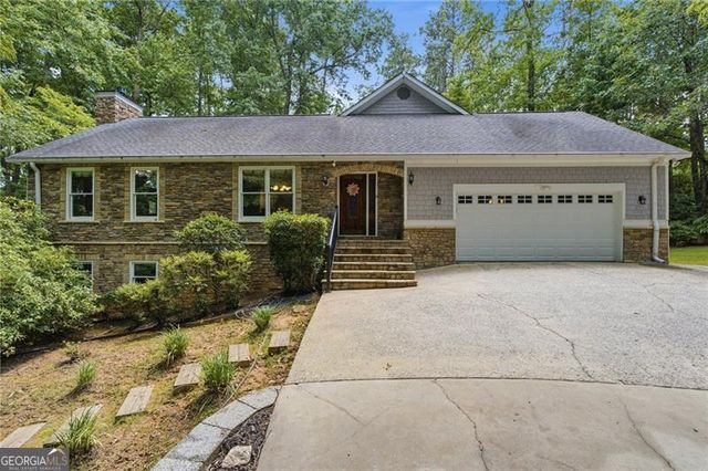 5855 Wills Lake Road, Cumming, GA 30040