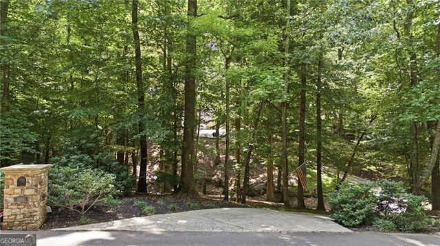 5855 Wills Lake Road, Cumming, GA 30040