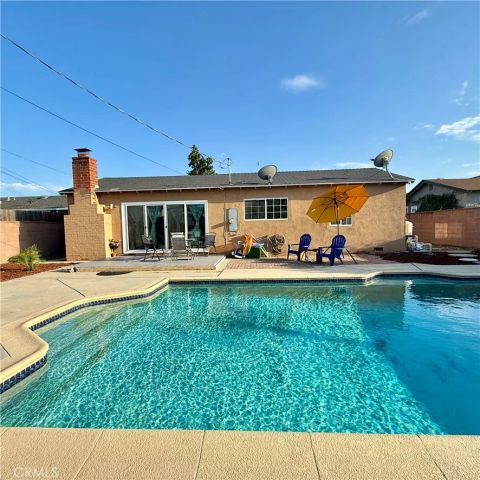 1277 Essex, Pomona, CA 91767