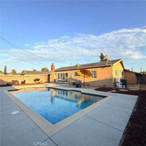 1277 Essex, Pomona, CA 91767