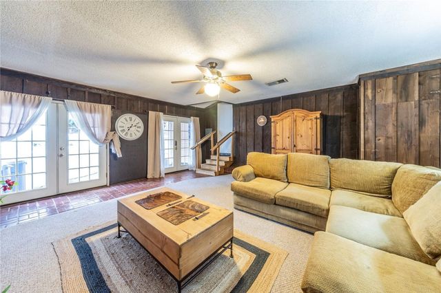 302 Case Street, Weatherford, TX 76086