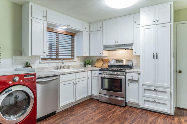 302 Case Street, Weatherford, TX 76086