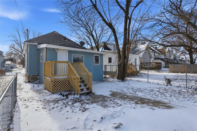 1128 B Avenue NW, Cedar Rapids, IA 52405