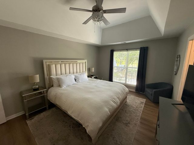 1264 Center Lake Drive, Mount Pleasant, SC 29464