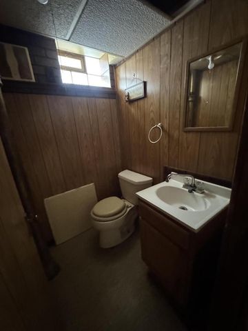 5300 W Euclid AVENUE, Milwaukee, WI 53219