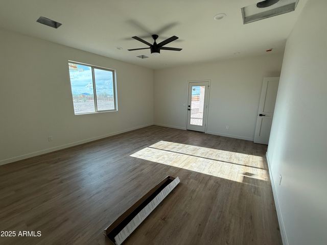 35504 W JEFFERSON Street, Tonopah, AZ 85354