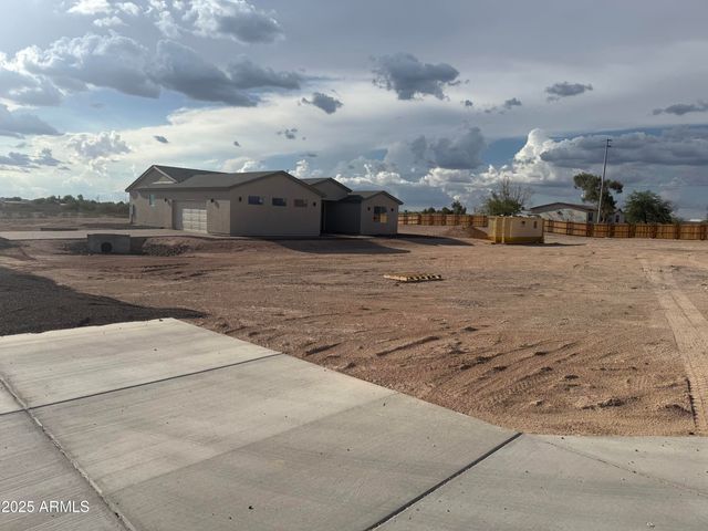 35504 W JEFFERSON Street, Tonopah, AZ 85354