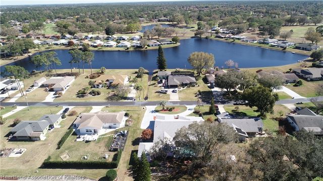 3805 Divot Road, Sebring, FL 33872