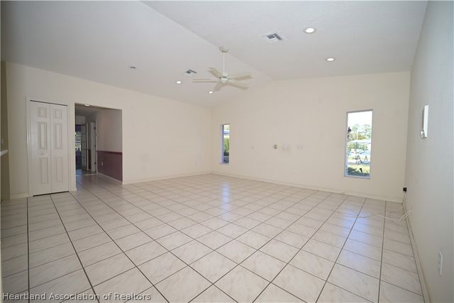 3805 Divot Road, Sebring, FL 33872