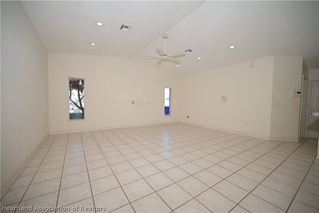 3805 Divot Road, Sebring, FL 33872