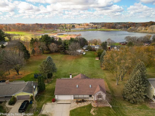 4151 Highland Drive, Dayton Twp, MI 49412