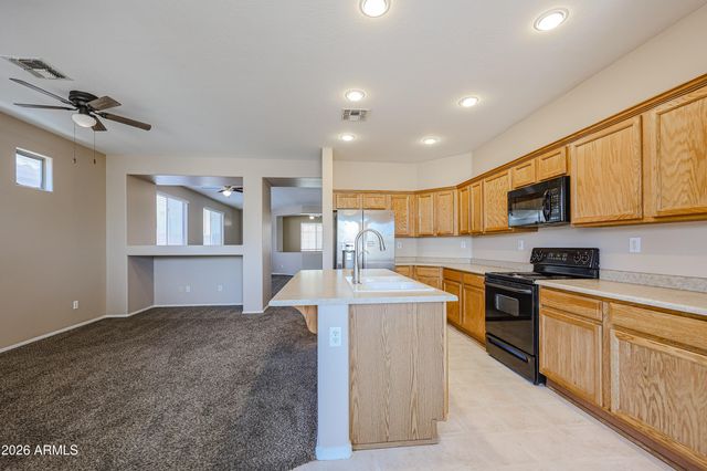 2470 W Warren Drive, Anthem, AZ 85086
