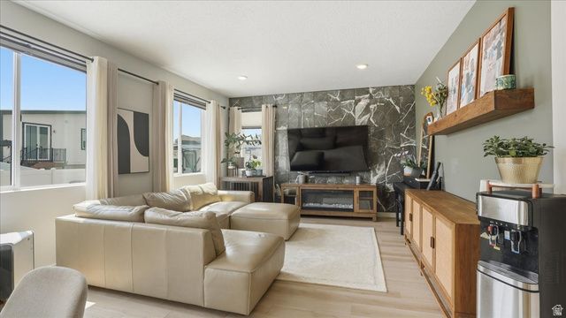 3639 W 8280 S, West Jordan, UT 84088