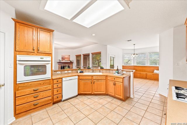 4602 Scenic Cir, San Antonio, TX 78251