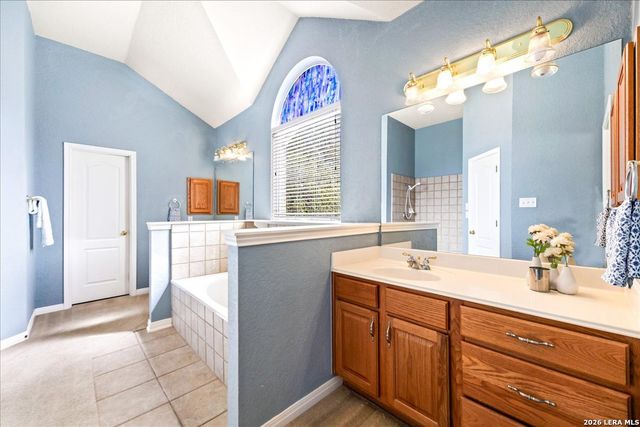 4602 Scenic Cir, San Antonio, TX 78251