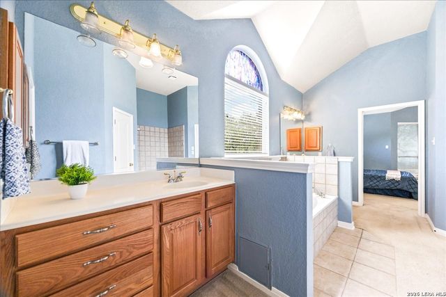 4602 Scenic Cir, San Antonio, TX 78251