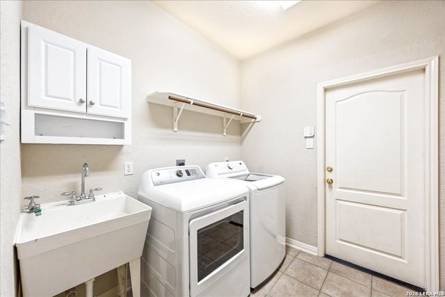 4602 Scenic Cir, San Antonio, TX 78251