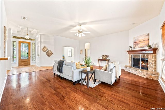 4602 Scenic Cir, San Antonio, TX 78251