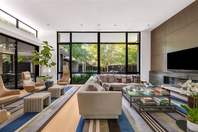 5420 Surrey Circle, Dallas, TX 75209