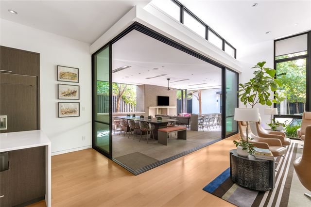 5420 Surrey Circle, Dallas, TX 75209