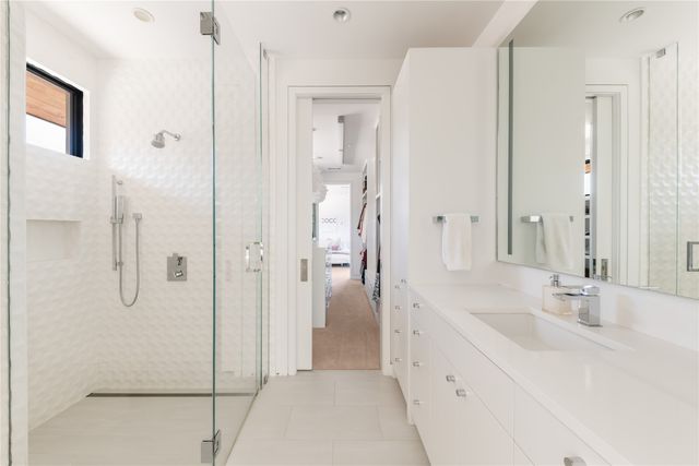 5420 Surrey Circle, Dallas, TX 75209