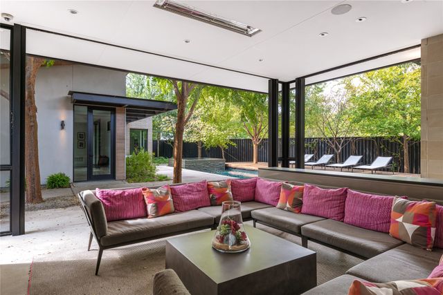 5420 Surrey Circle, Dallas, TX 75209