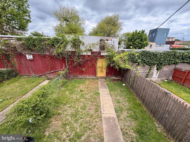 1019 BUTLER ST, Chester, PA 19013