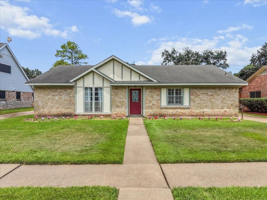 11423 Sagepark Drive, Houston, TX 77089