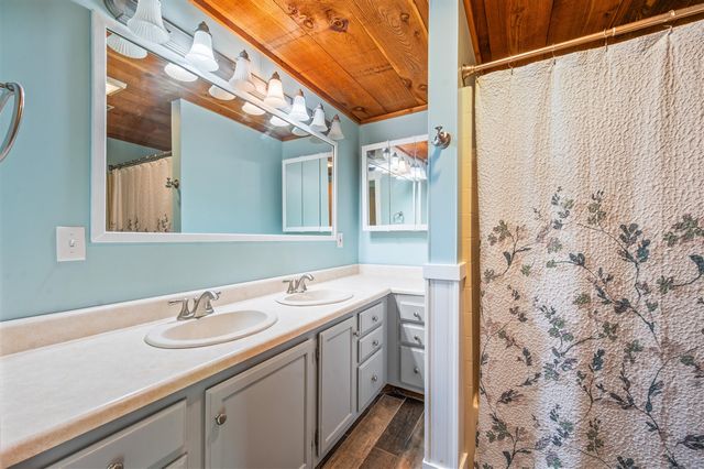 19454 E Chippewa Lake Drive, Chippewa Lake, MI 49320