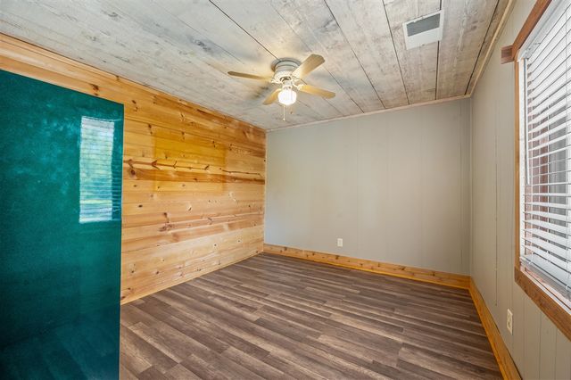 19454 E Chippewa Lake Drive, Chippewa Lake, MI 49320