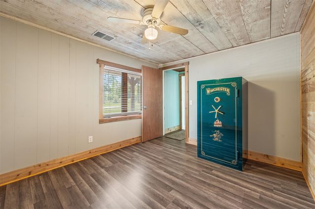 19454 E Chippewa Lake Drive, Chippewa Lake, MI 49320