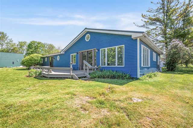 19454 E Chippewa Lake Drive, Chippewa Lake, MI 49320