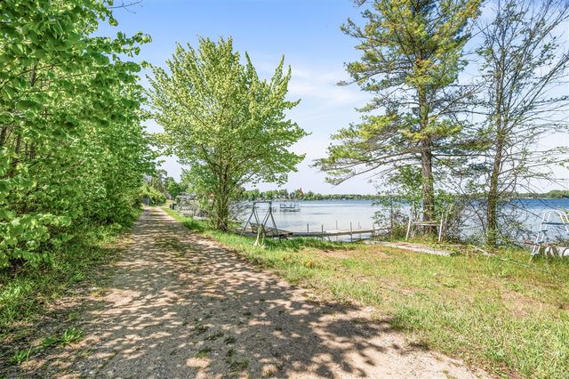 19454 E Chippewa Lake Drive, Chippewa Lake, MI 49320