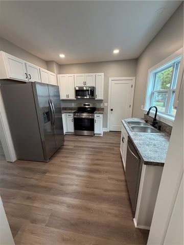 1222 Everett Drive, Dayton, OH 45402