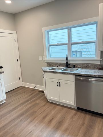 1222 Everett Drive, Dayton, OH 45402