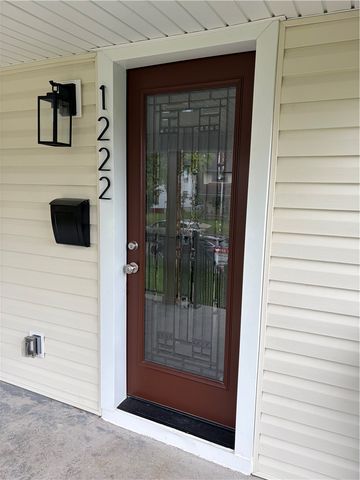 1222 Everett Drive, Dayton, OH 45402