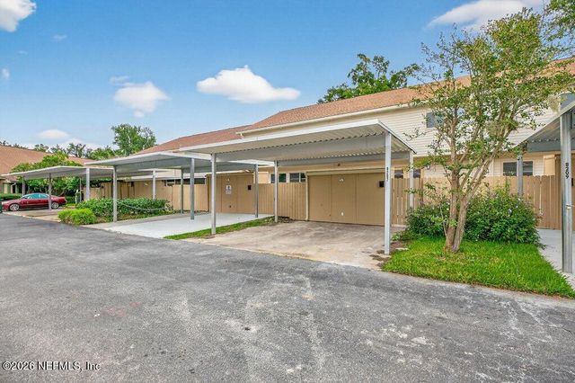 8207 KENSINGTON Square, Jacksonville, FL 32217