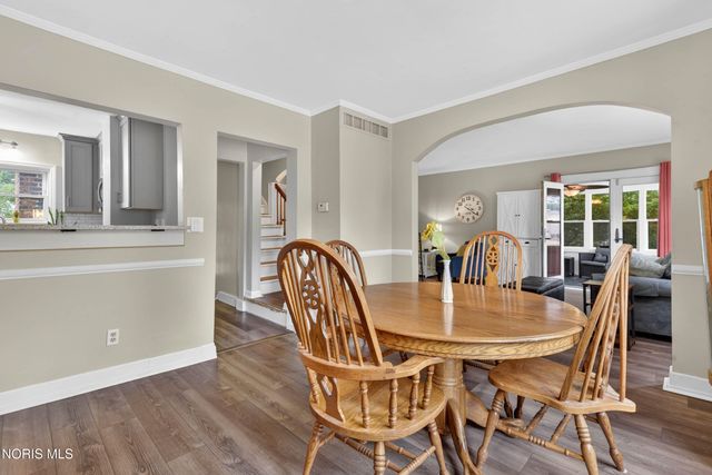 914 Michigan Avenue, Waterville, OH 43566