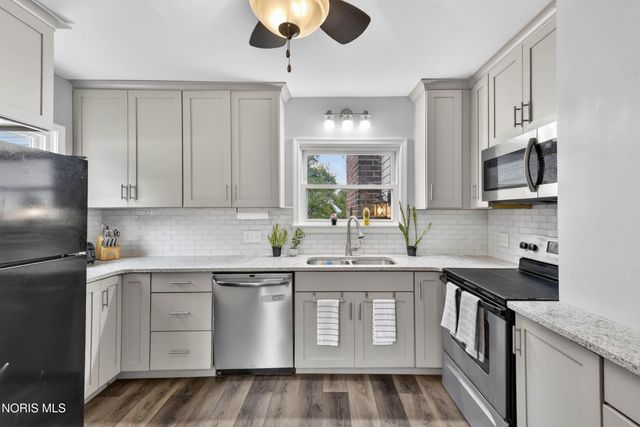 914 Michigan Avenue, Waterville, OH 43566