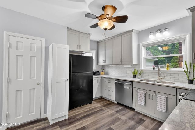 914 Michigan Avenue, Waterville, OH 43566