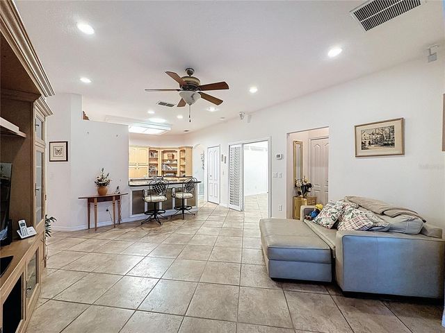 1990 FARMINGTON COURT, Clermont, FL 34711