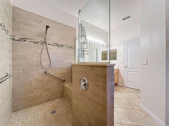 1990 FARMINGTON COURT, Clermont, FL 34711